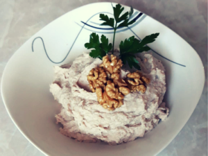 Read more about the article Smalec z fasoli i orzechów