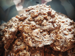 Read more about the article Orzechowo-owsiane ciasteczka z białek