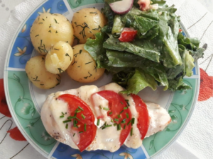 Read more about the article Indyk z mozzarellą i pomidorami