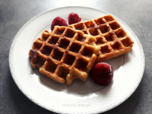 Read more about the article Gofry bez mleka i cukru